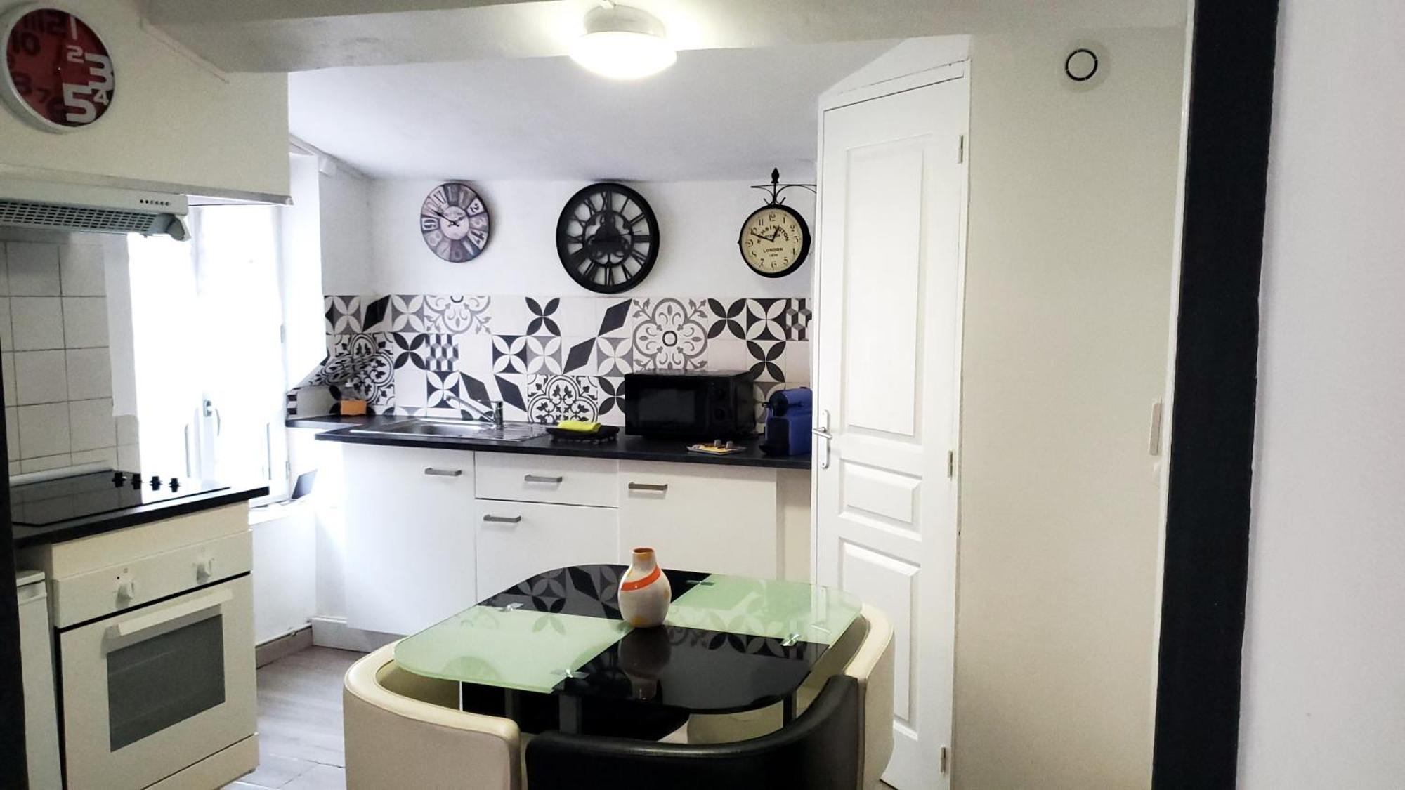 Republique Centre Apartment *